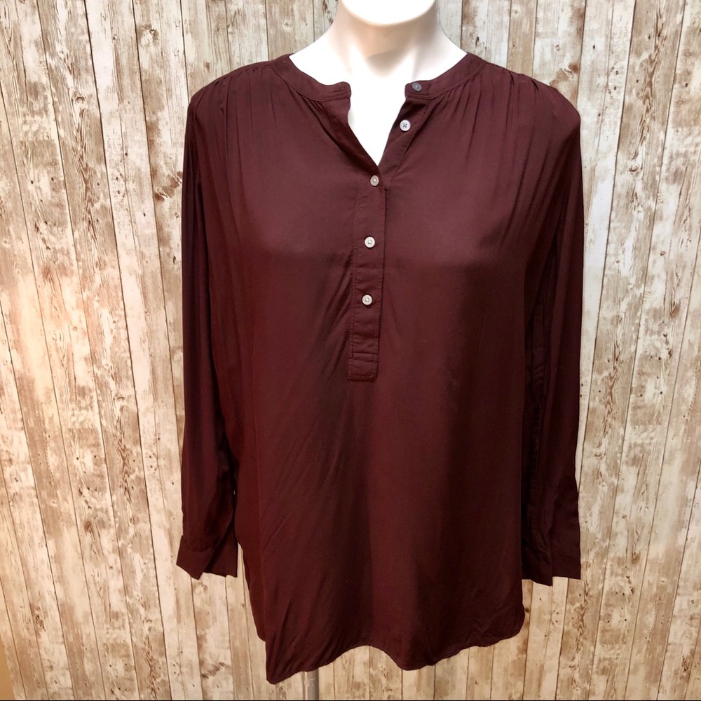 Ann Taylor Loft maroon half button long sleeve top